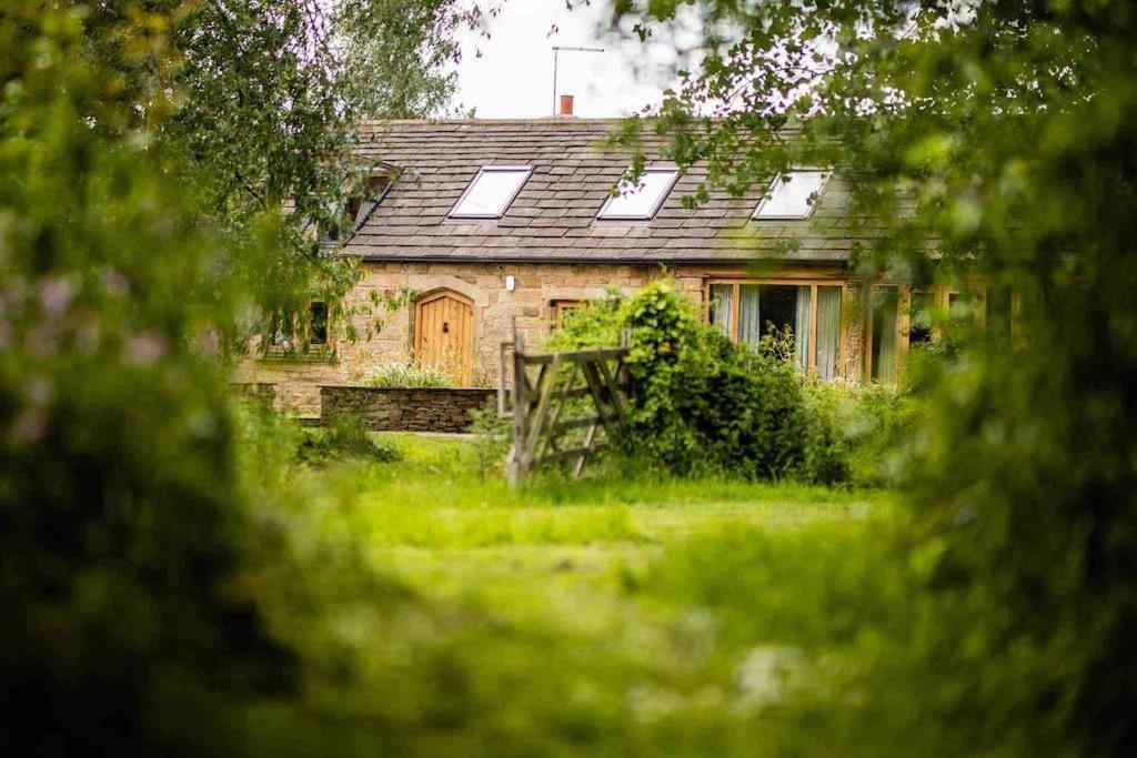 Four Bed Barn Conversion Junction 37 38 M1 Барнслі Екстер'єр фото
